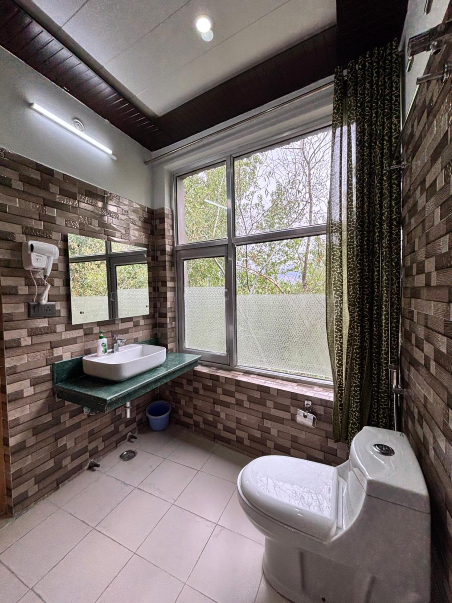 Hidden Leaf Homestay Leh Ngoại thất bức ảnh
